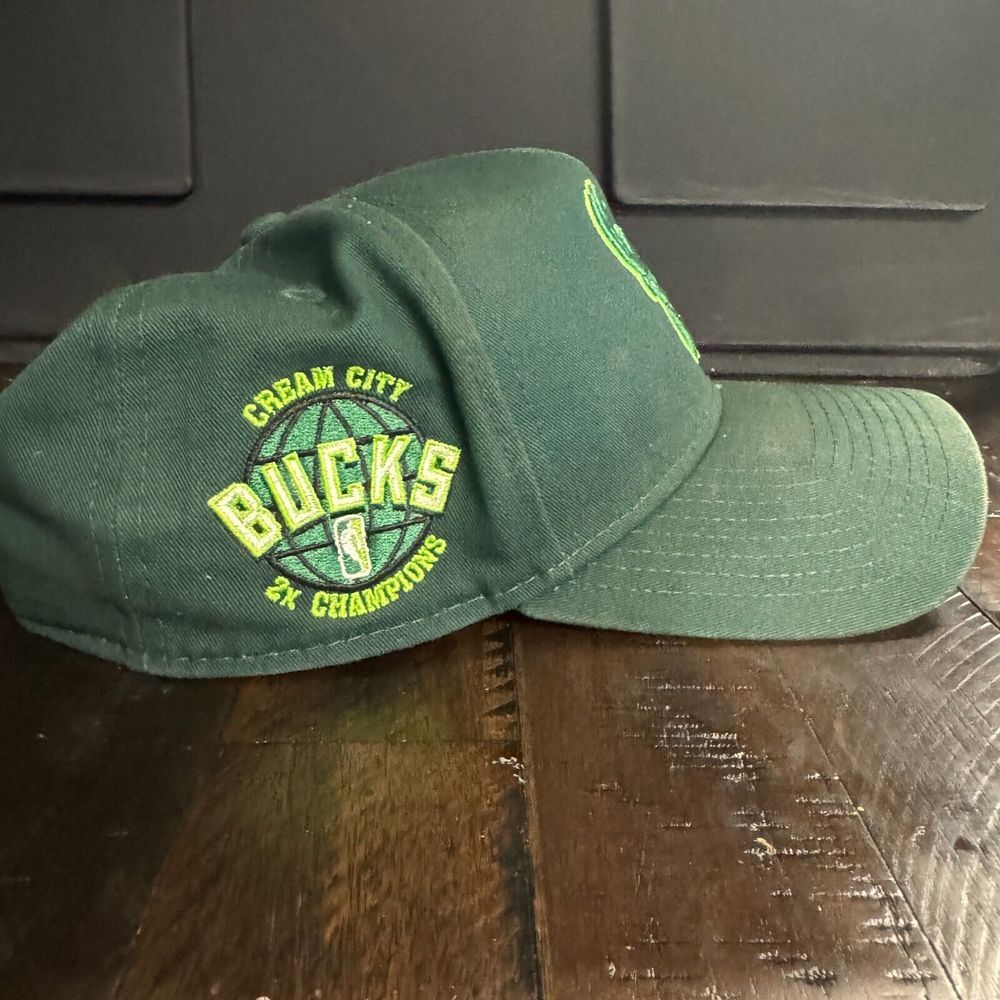 Milwaukee Bucks New Era 9Fifty Snapback Hat Cap 2x Champions NBA Cream City RARE